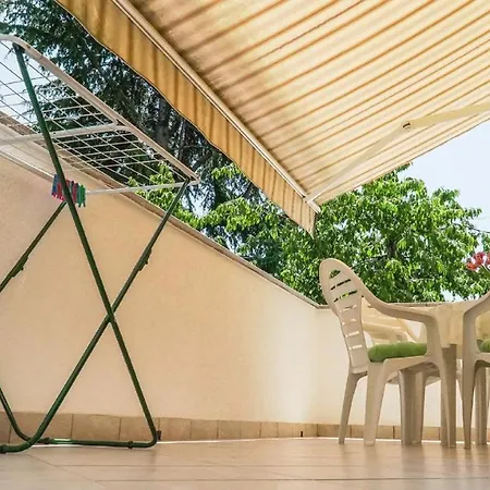 Brijuni Apartment *
